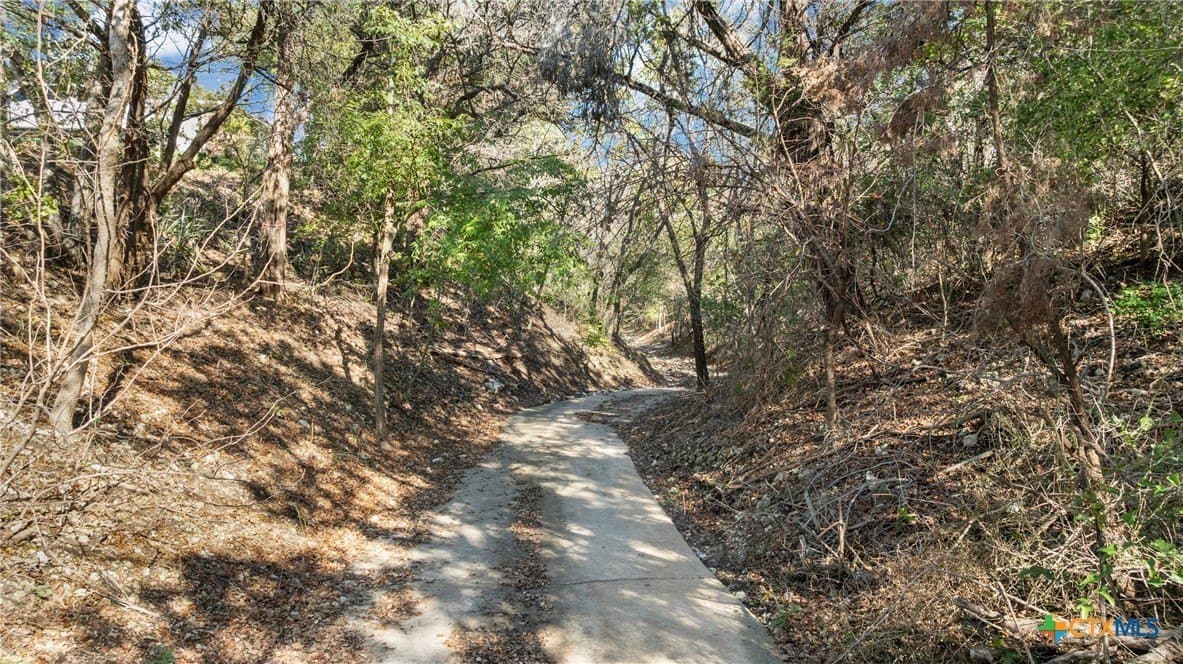 0.68 acres in McLennan County - photo 8