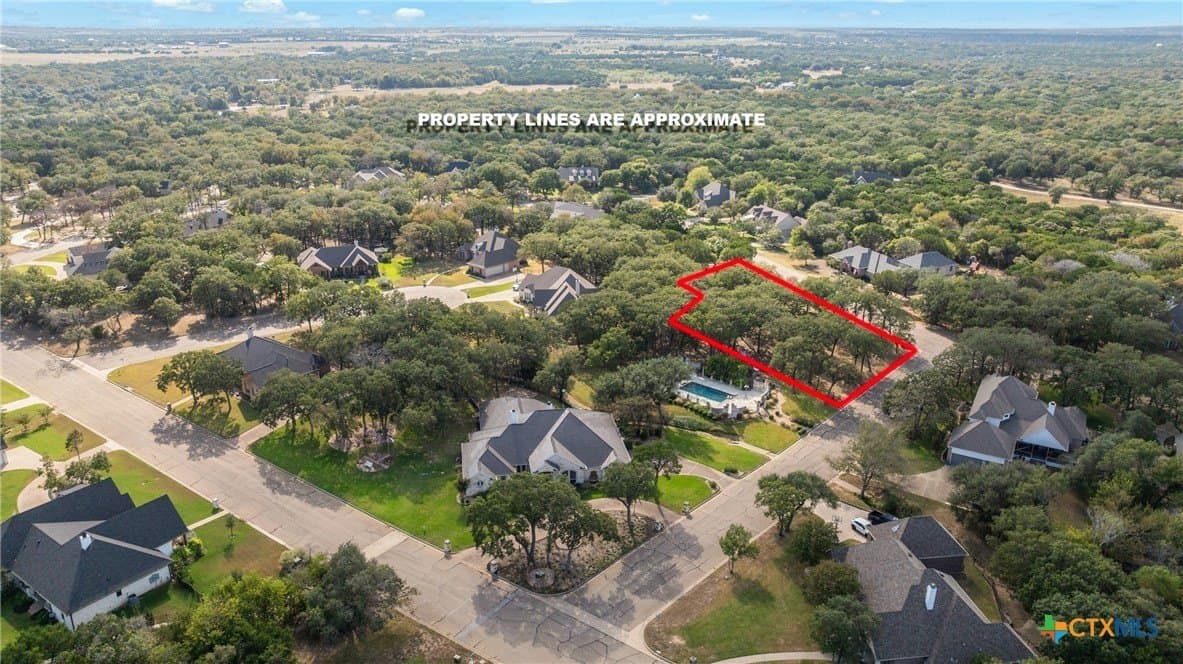 0.68 acres in McLennan County - photo 3