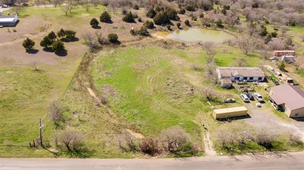 2 acres in Ellis County - photo 4