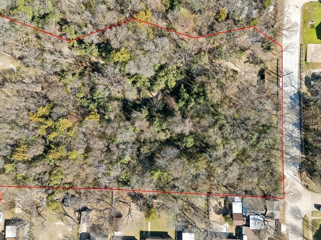 1.29 acres in Dallas County - photo 2