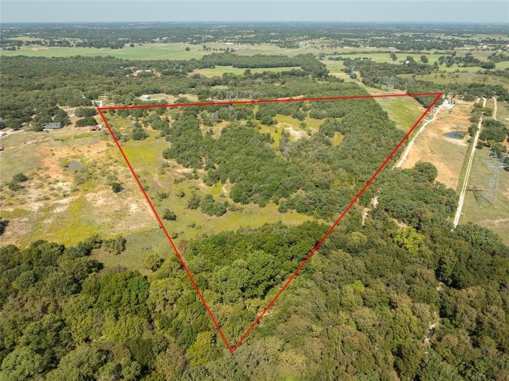 35.12 acres in Wise County - photo 2