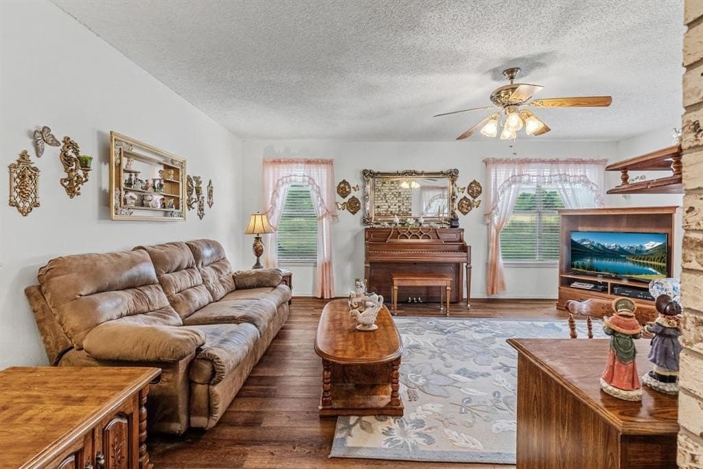 20.5 acres in Wood County - photo 12
