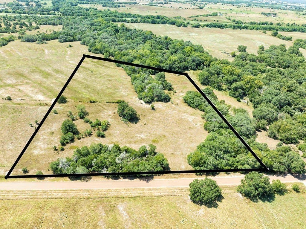 11 acres in Fayette County - photo 3