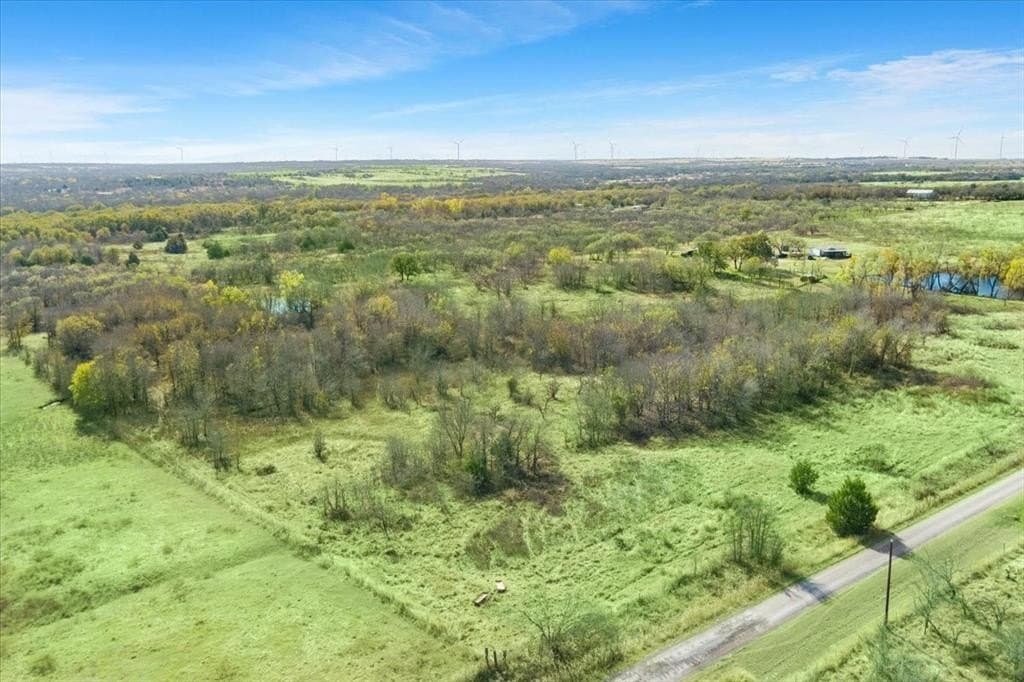 29.98 acres in Hill County - photo 6