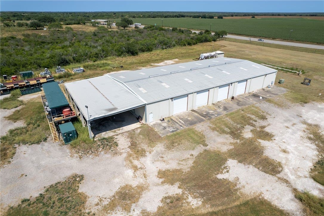 22 acres in Bee County - photo 4