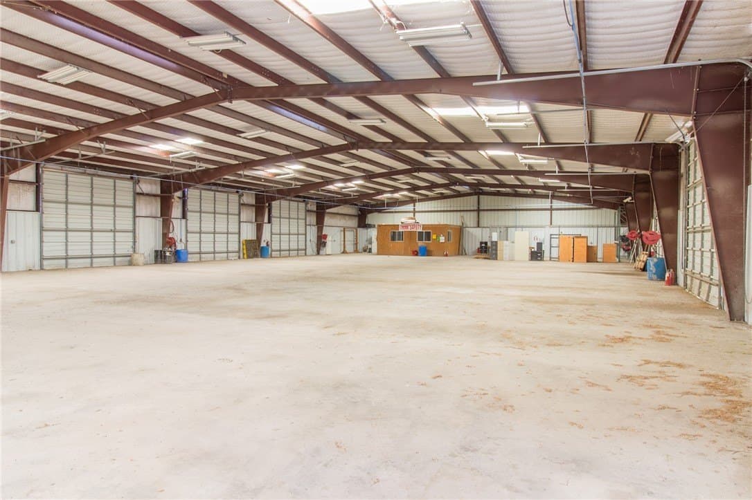 22 acres in Bee County - photo 8