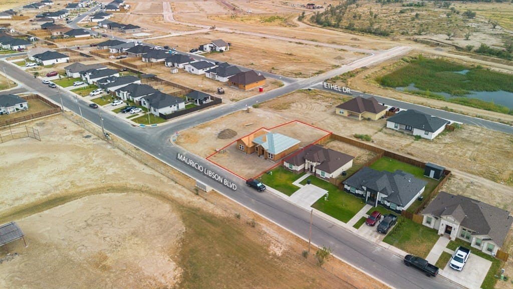 7,409 acres in Maverick County - photo 34