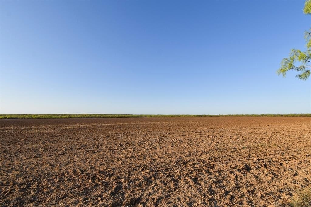 530.49 acres in McCulloch County - photo 19