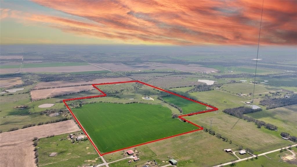 141.13 acres in Grayson County - photo 3