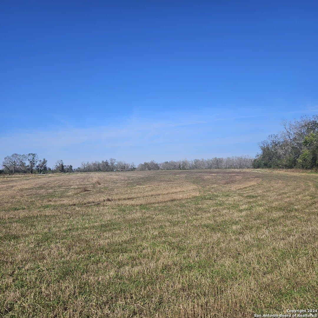22 acres in Wharton County - photo 15