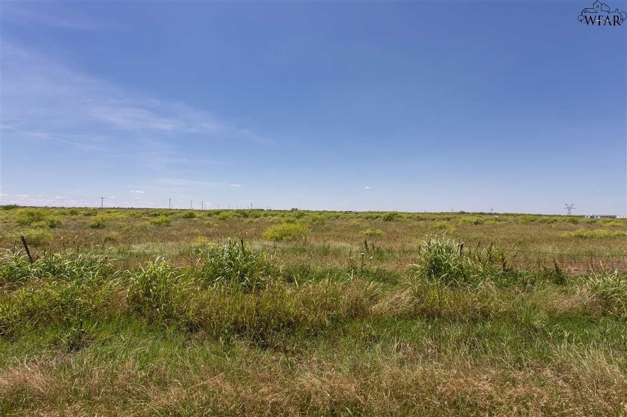 19.99 acres in Wichita County - photo 5