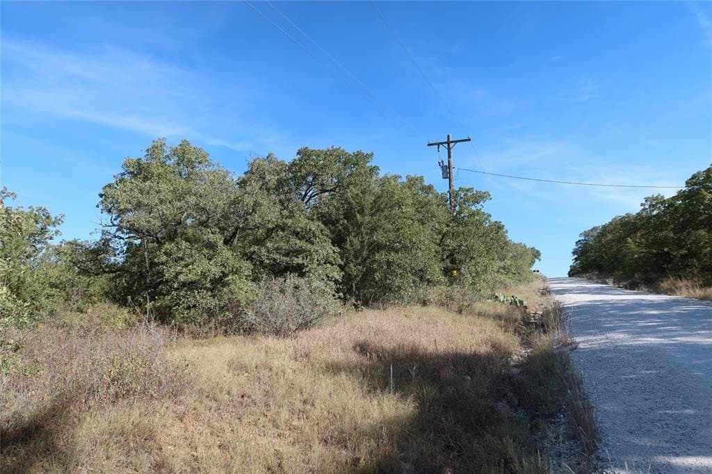 1.98 acres in Montague County - photo 2
