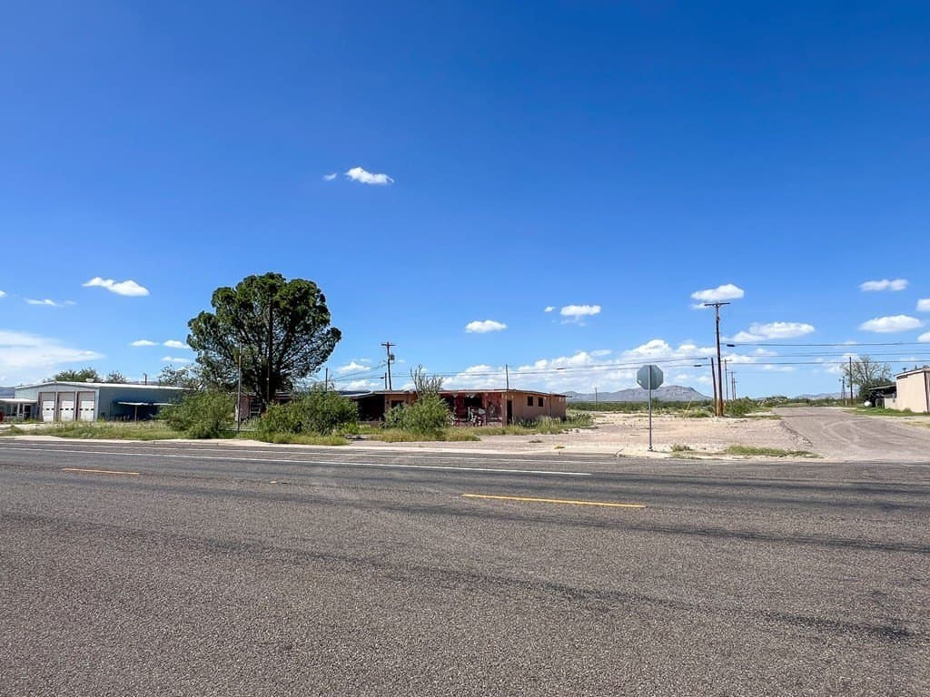 2 acres in Brewster County - photo 4