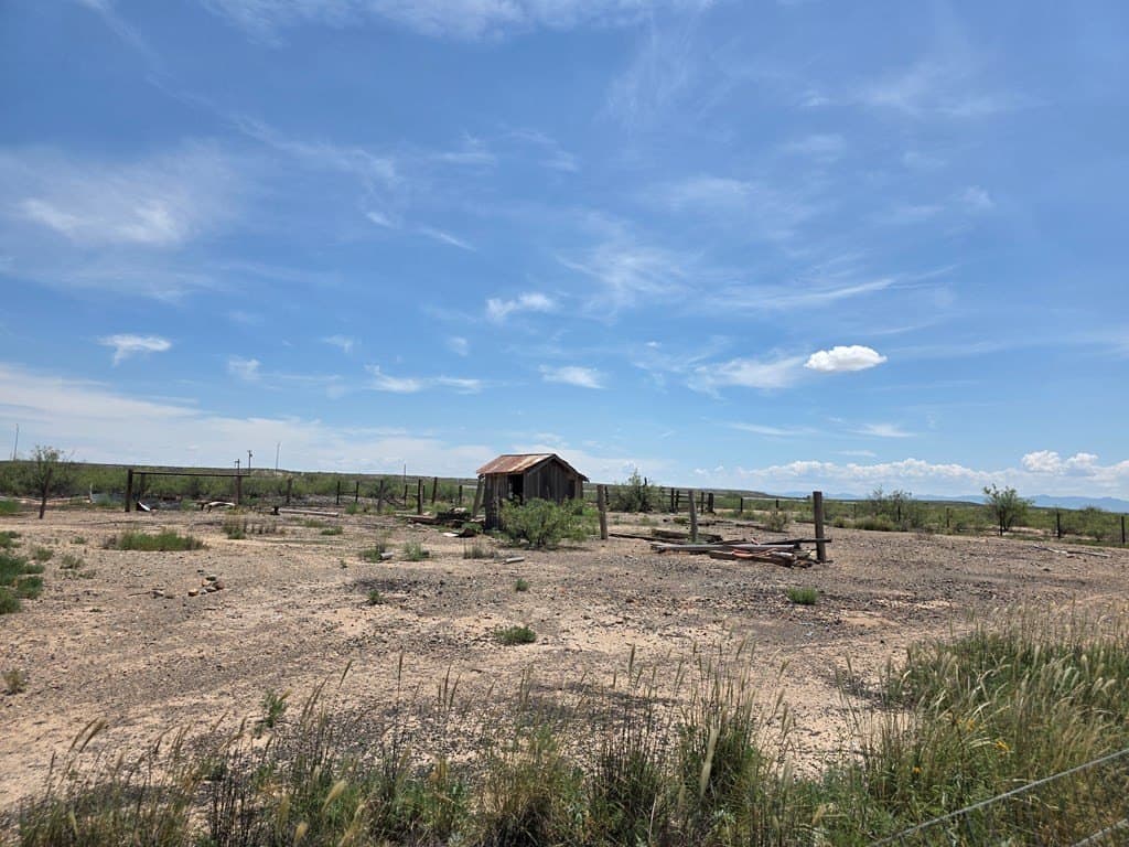 0.32 acres in Reeves County - photo 2