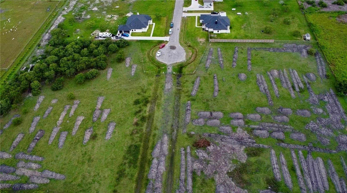 10.99 acres in Nueces County - photo 12