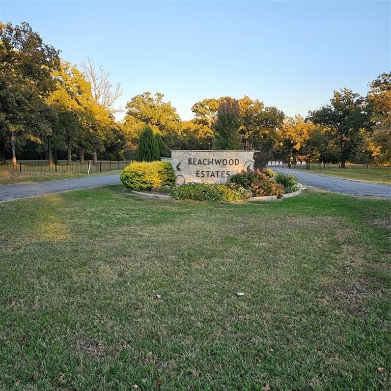 0.16 acres in Henderson County - photo 2