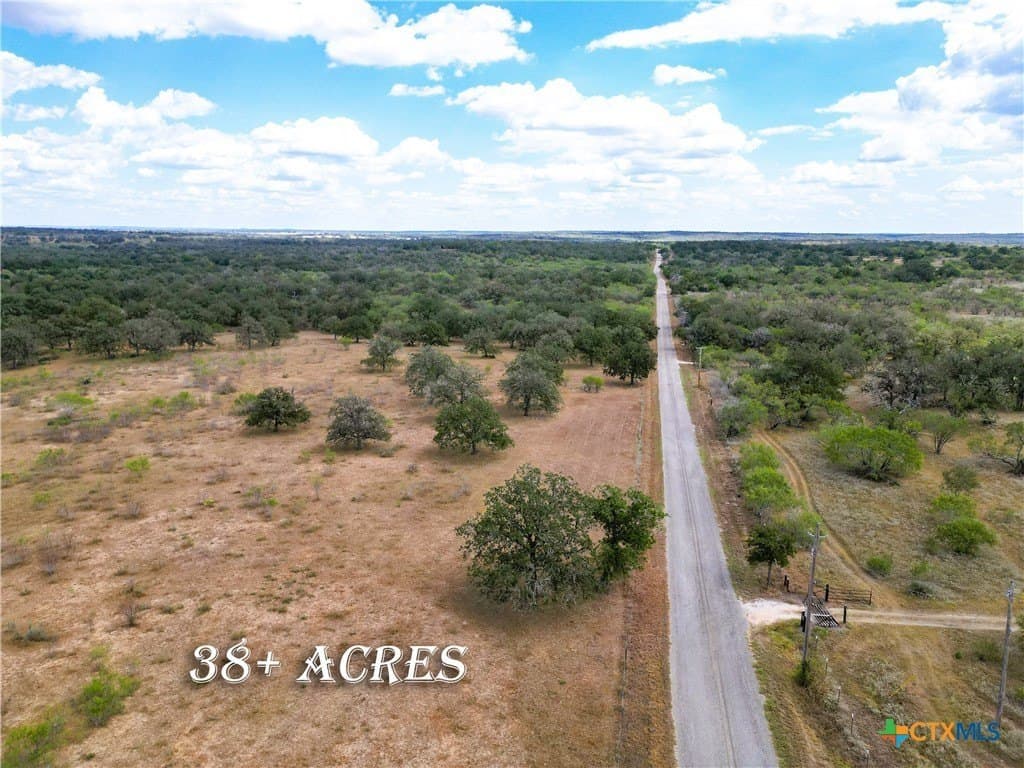 38.82 acres in Guadalupe County - photo 26