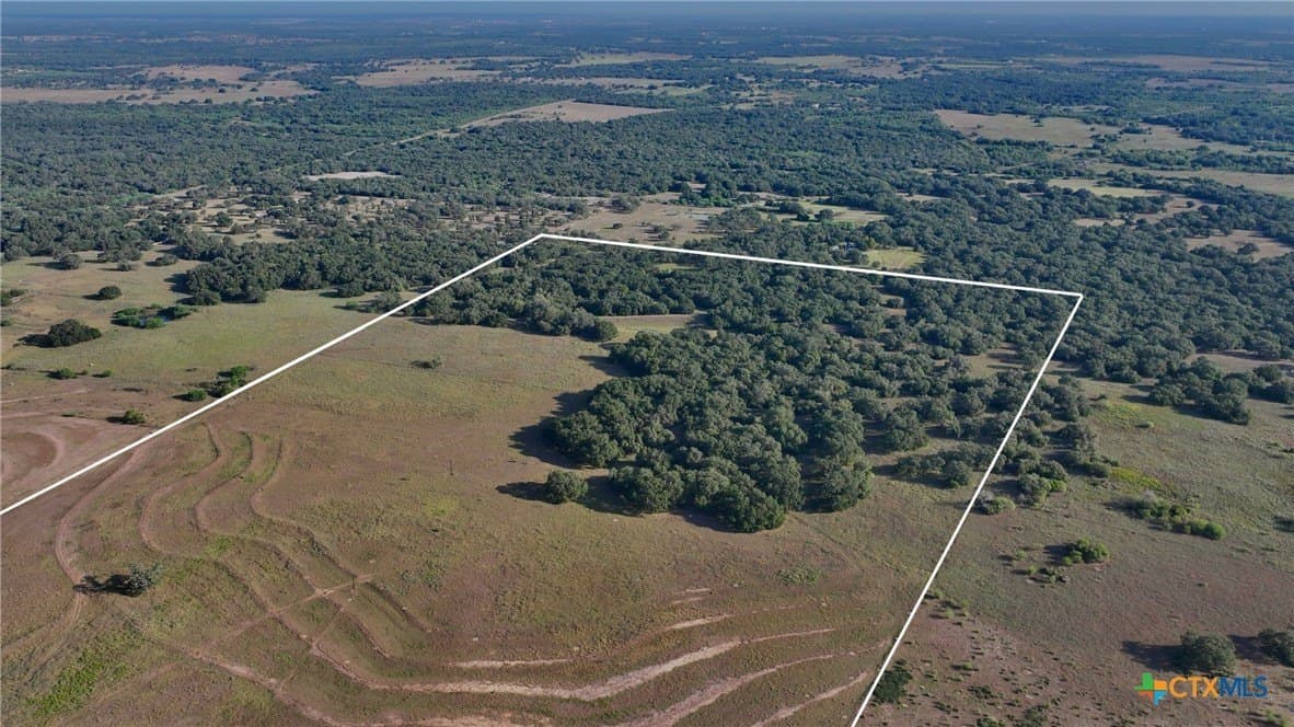 136.42 acres in DeWitt County - photo 4