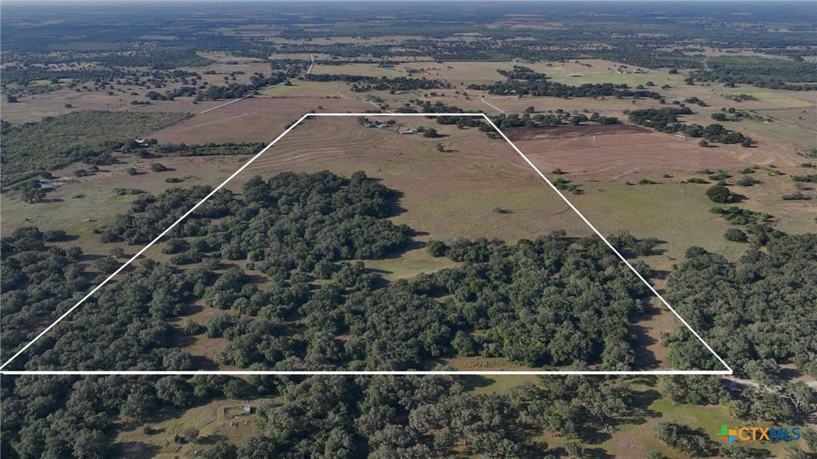 136.42 acres in DeWitt County - photo 5
