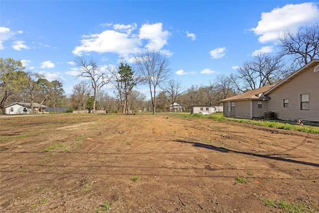 0.27 acres in Lamar County - photo 2