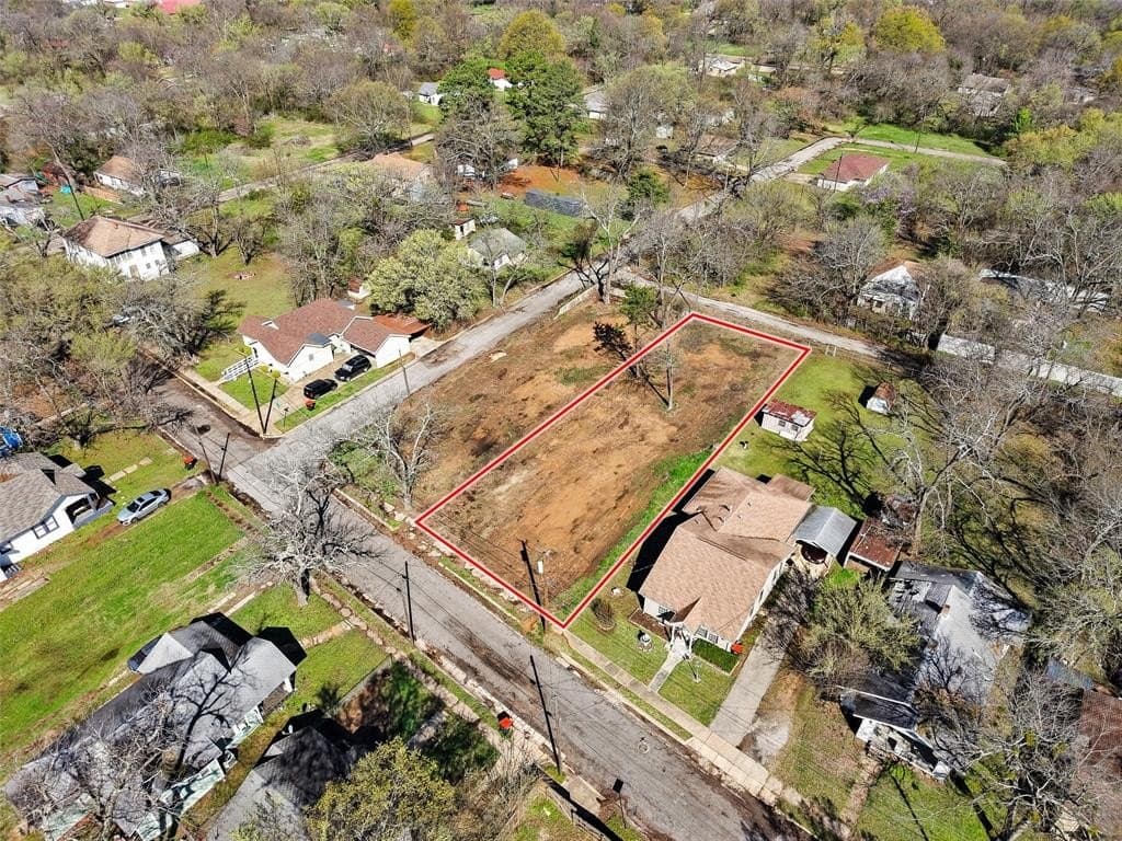 0.27 acres in Lamar County - photo 6