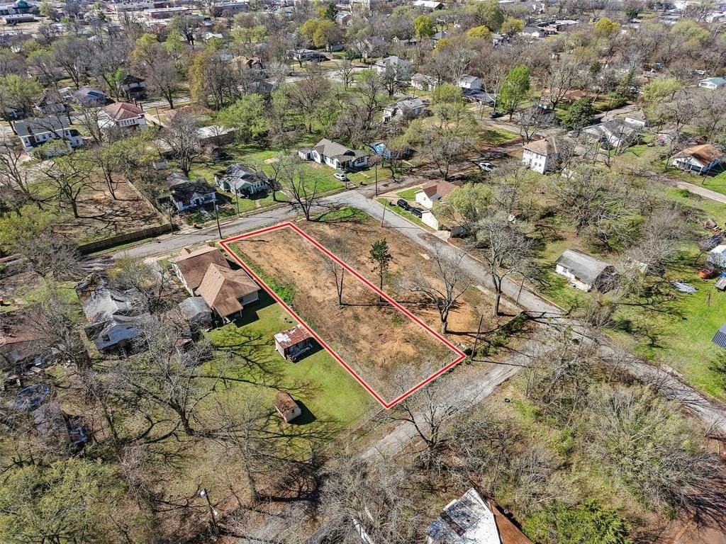 0.27 acres in Lamar County - photo 8