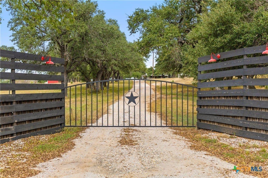 14.55 acres in Blanco County - photo 4