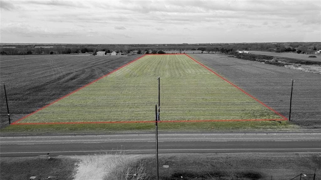 6.31 acres in Ellis County - photo 3