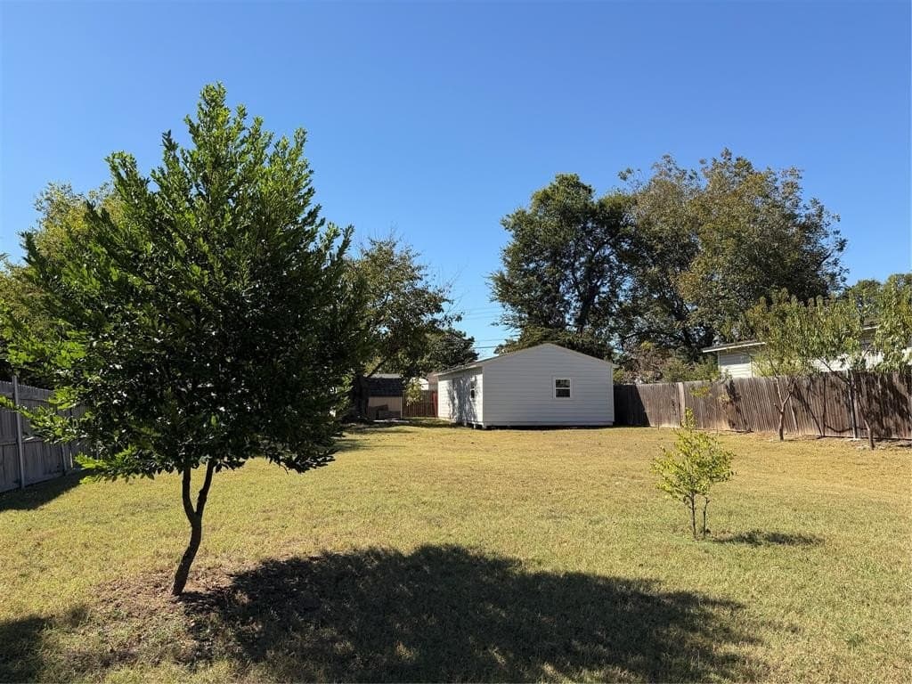 0.2 acres in Dallas County - photo 6