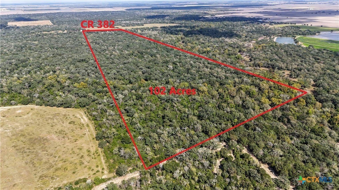 102.09 acres in Wharton County - photo 2