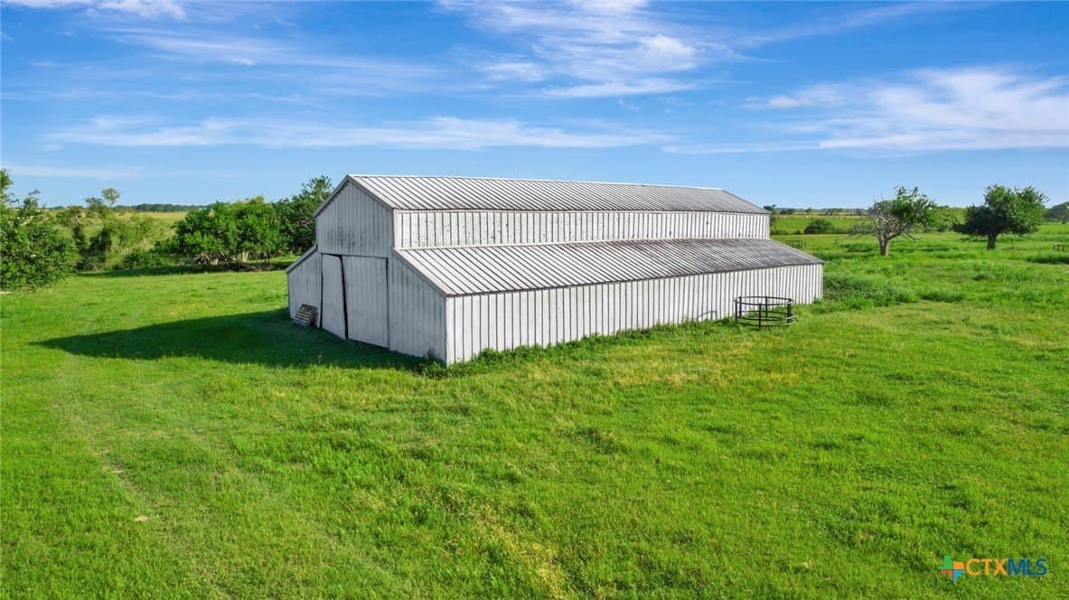 109 acres in Calhoun County - photo 4