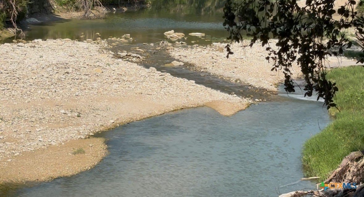 13.97 acres in Lampasas County - photo 6