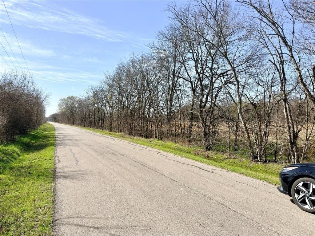 7.3 acres in Kaufman County - photo 6