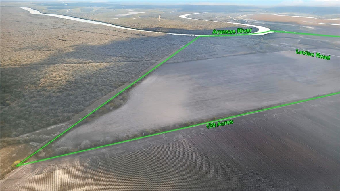 159 acres in Refugio County - photo 15