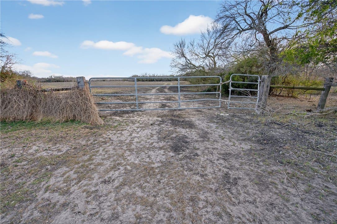 159 acres in Refugio County - photo 34