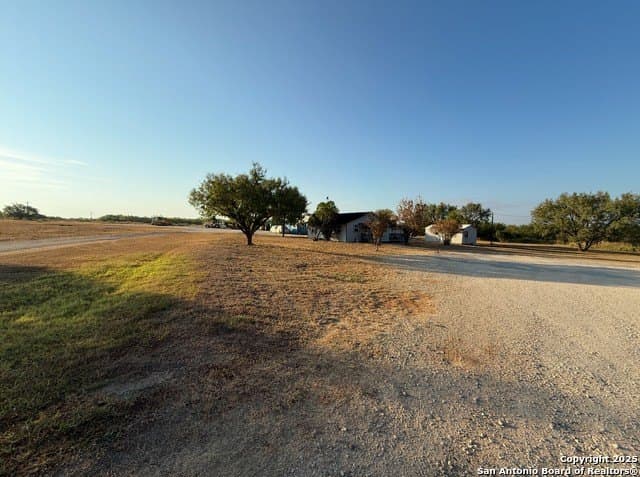 10.28 acres in Atascosa County - photo 4