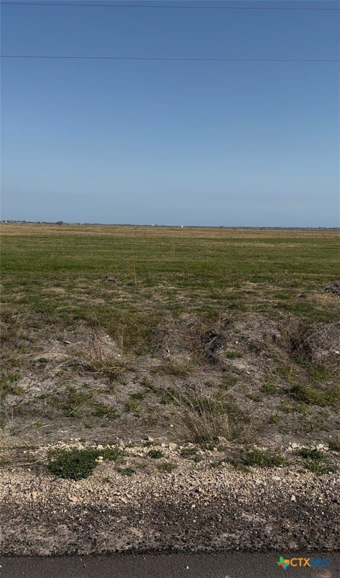 1.55 acres in Calhoun County - photo 4
