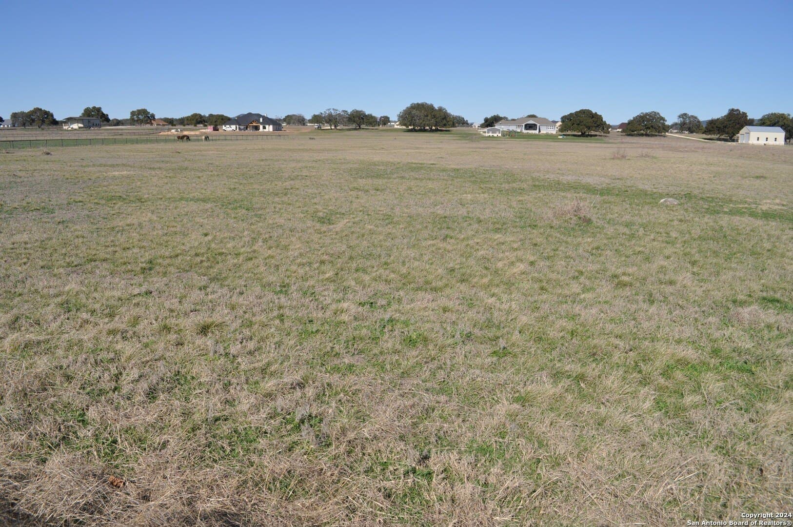 4.02 acres in Bandera County - photo 4