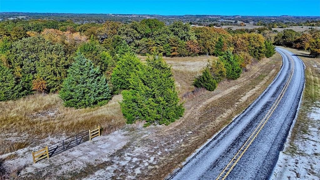 49.9 acres in Montague County - photo 8