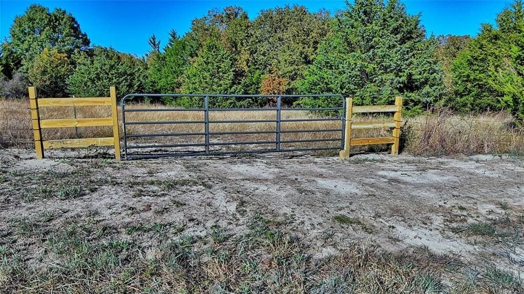 49.9 acres in Montague County - photo 21