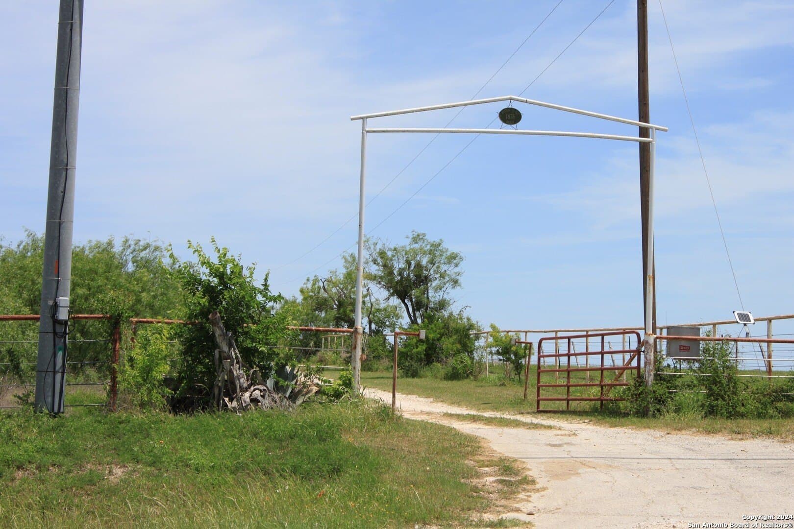 10.74 acres in Guadalupe County - photo 4