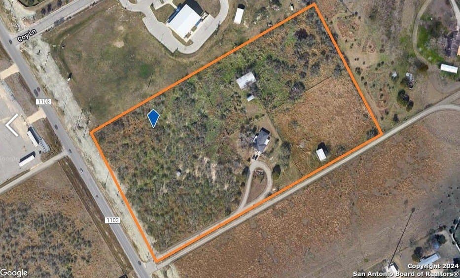 10.74 acres in Guadalupe County - photo 5