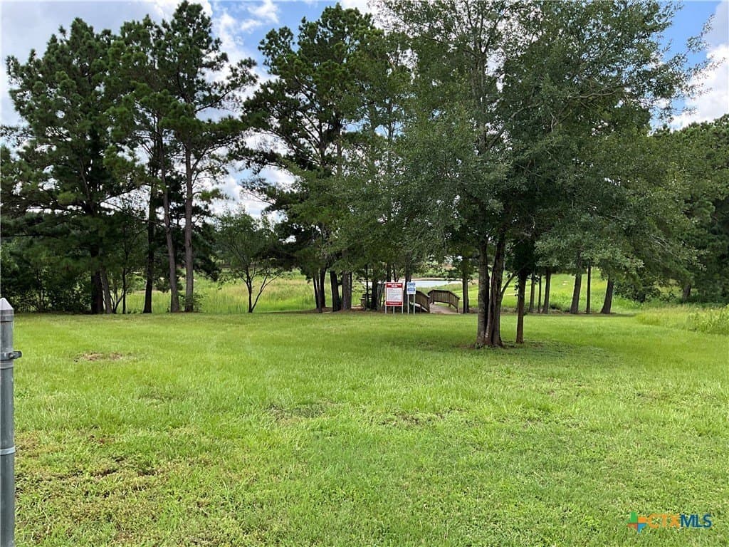 0.52 acres in Bastrop County - photo 2