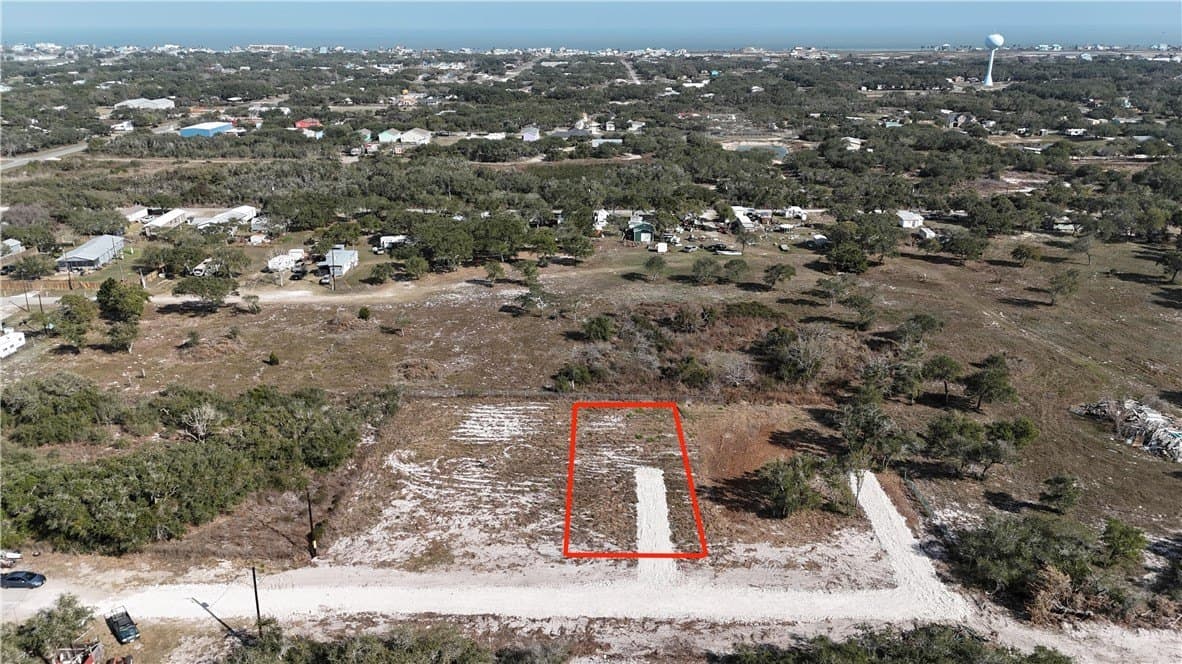 1012 Fort Worth Street lot: 13