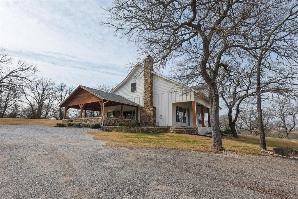 155 Private Road 4391