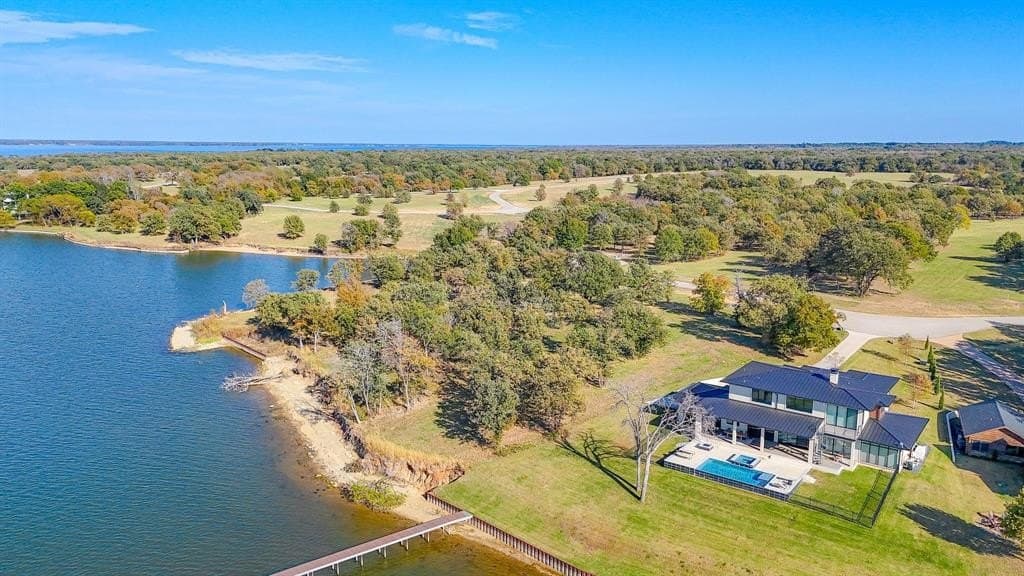 1.05 acres in Navarro County - photo 8