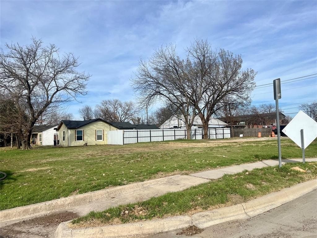 0.13 acres in Tarrant County - photo 3