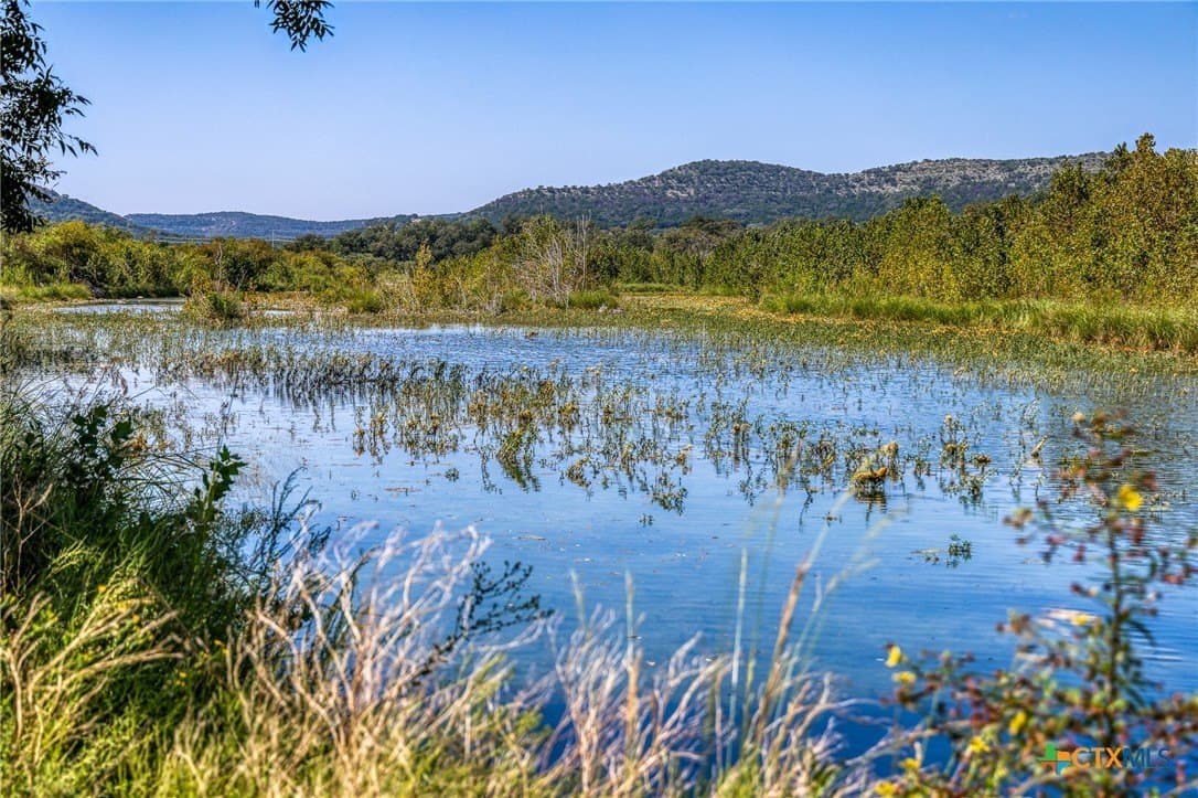 10 acres in Uvalde County - photo 34