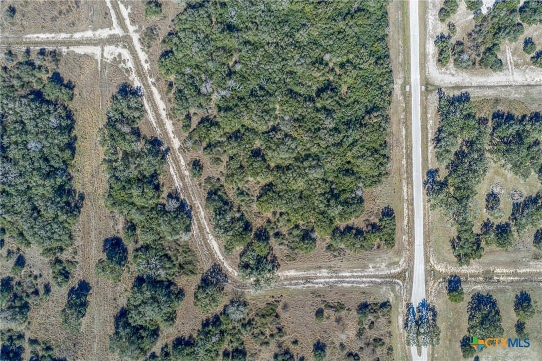 7.38 acres in Victoria County - photo 3