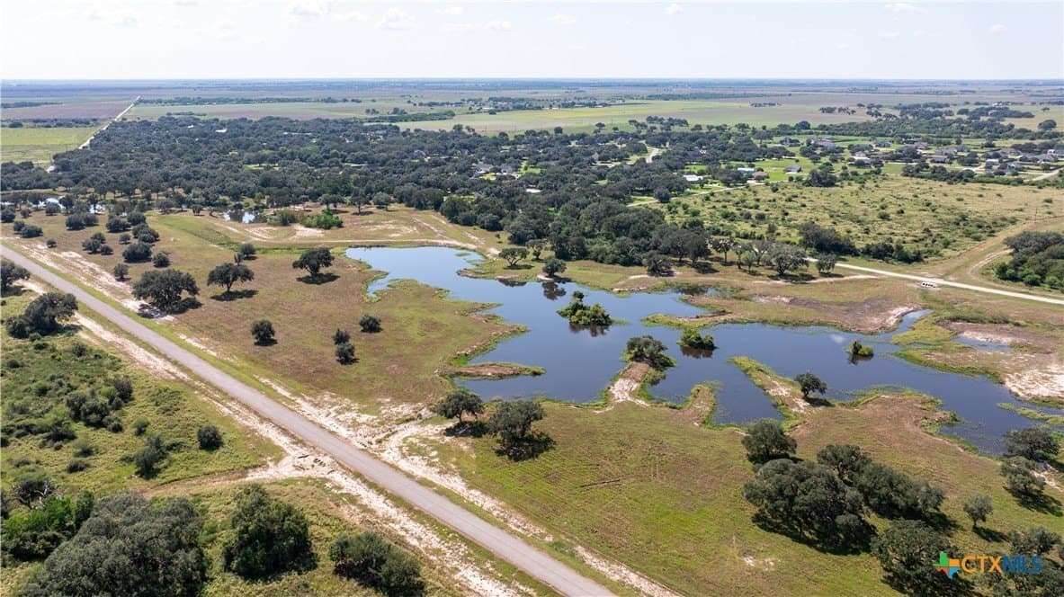 7.38 acres in Victoria County - photo 14
